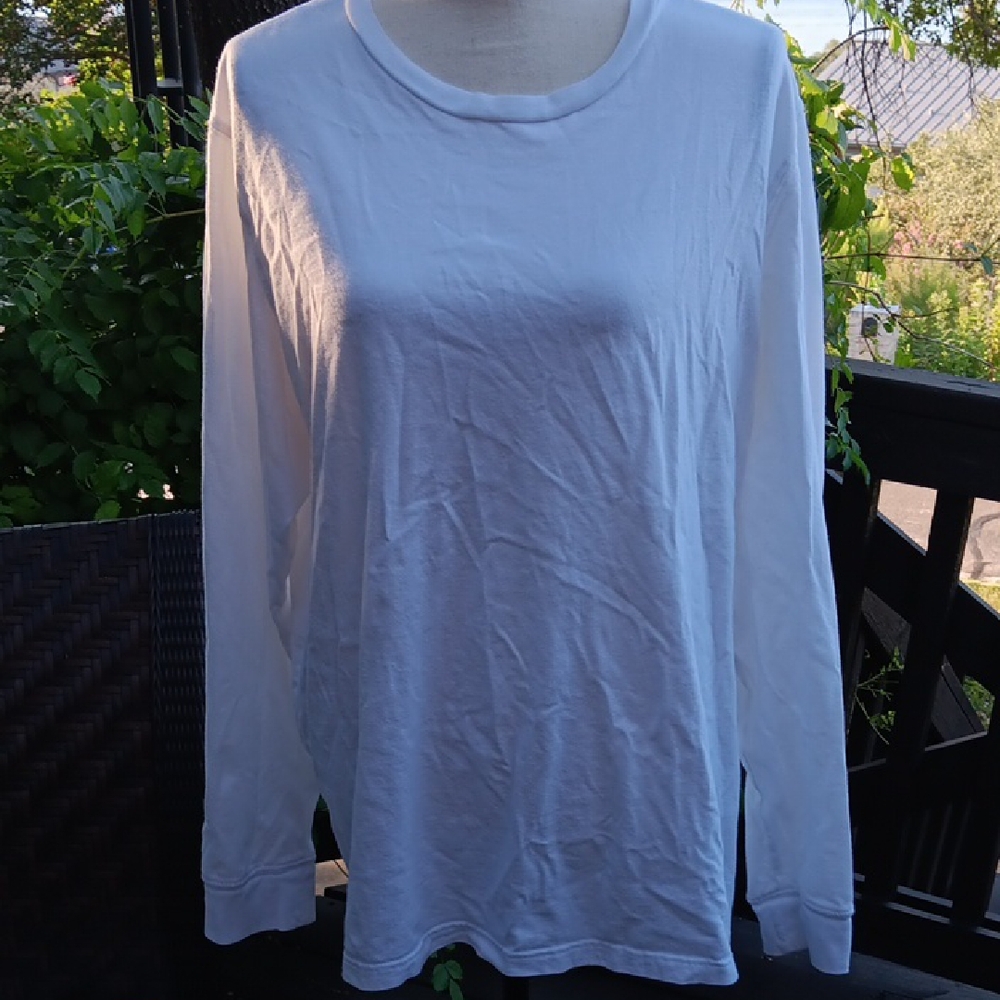 George Classic White Long Sleeve Tee